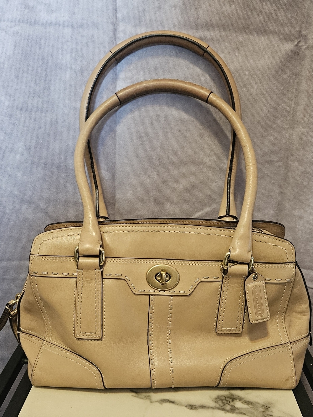 COACH Hampton Bleecker Tan Leather Handbag J0771-11539 Lavender Lining Purse